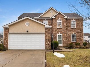 4040 Creekwood Dr, Lewis Center, OH 43035