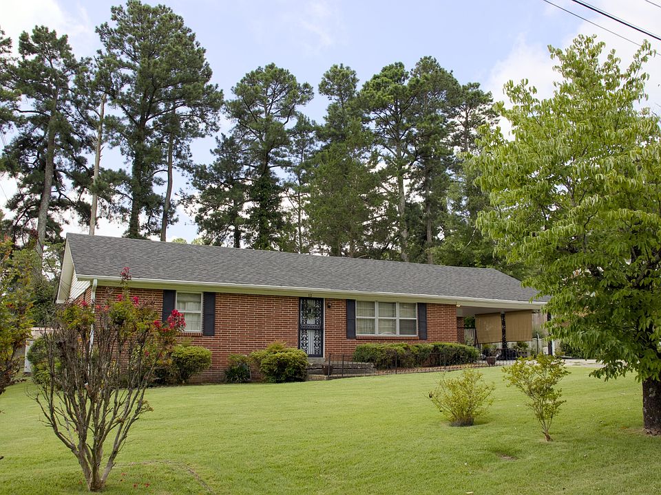 1st image of 12 Knollwood Dr