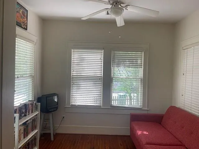 4105 McKinney St #B — Photo 16