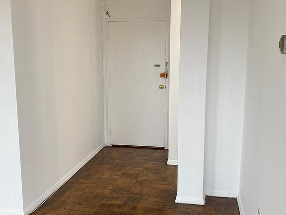 5th image of 4520 King St APT 703