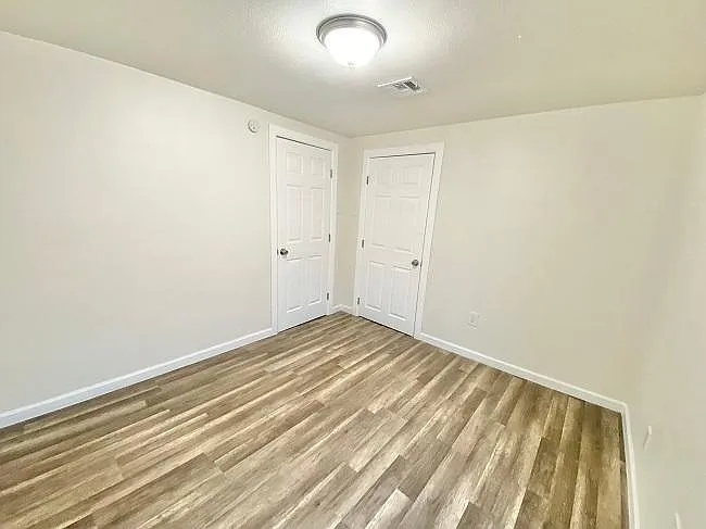 1620 W Colorado St — Photo 10