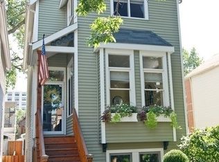 1729 N Wood St, Chicago, IL 60622