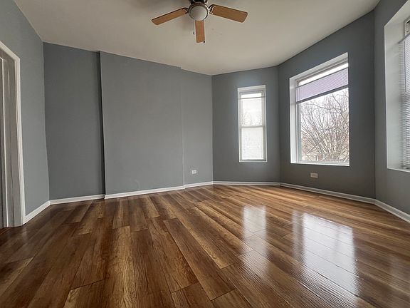 2nd image of 4904 W Congress Pkwy #2