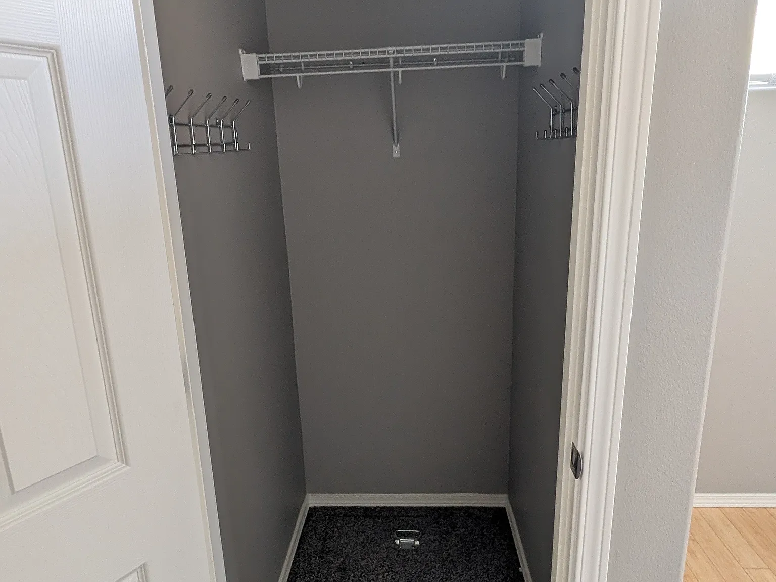 4 bed, 1930 sqft, $2,750 — Photo 4