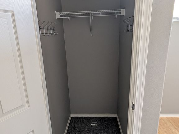 Coat closet