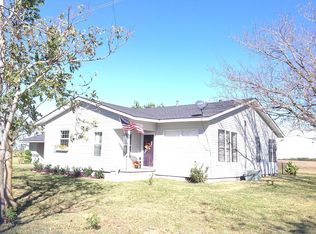 7605 County Road 595, Nevada, TX 75173