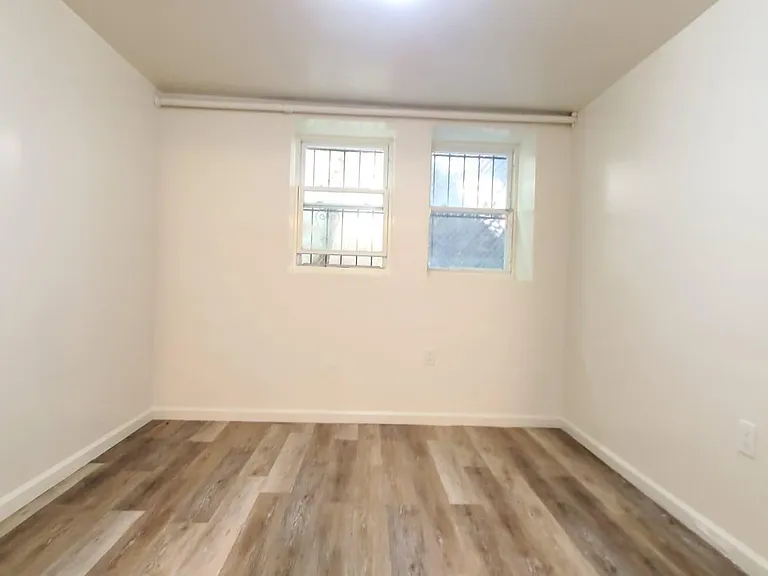 2106 Arthur Ave #LL — Photo 9