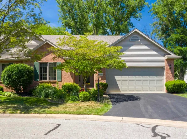 6687 Greenbriar Ln, Temperance, MI 48182