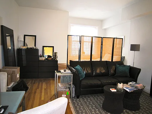 Rented by JK Dansar Corp | media 22