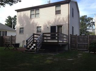17 Roosevelt Ave, Dracut, MA 01826