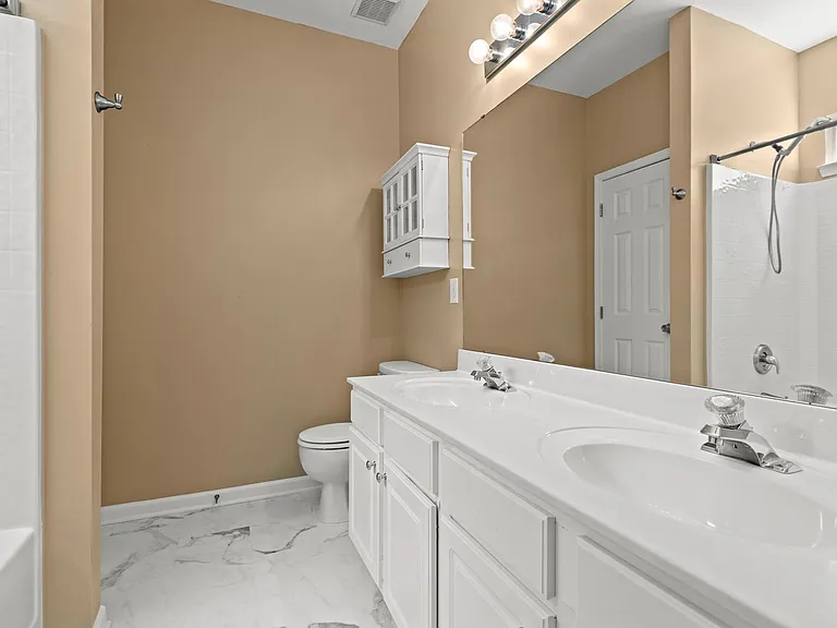2225 Gablefield Ln — Photo 11