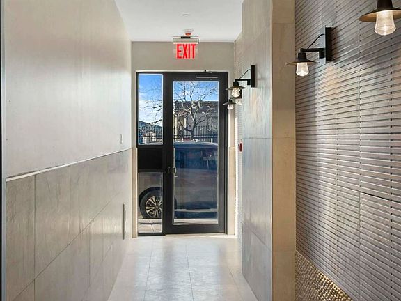 3rd image of 73 Columbia St #1B