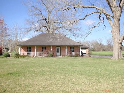 1550 Quarter Horse Trl, Angleton, TX, 77515