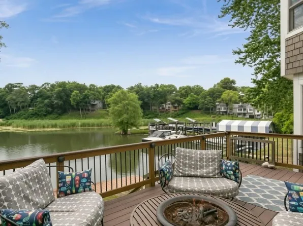 1772 Lafayette Ln, Mound, MN 55364