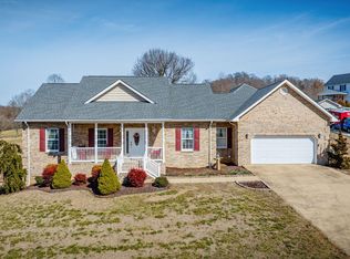 1121 Wahoo Valley Rd, Kingsport, TN 37663