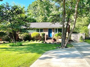 653 Manhasset Rd, Charlotte, NC 28209