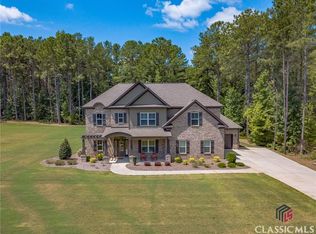 608 Shepherds Xing, Oxford, GA 30054