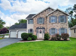 101 Hilltop Ct, Camp Hill, PA