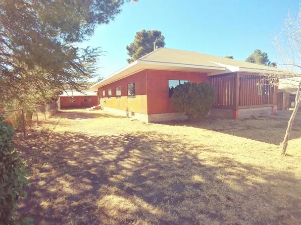 5674 Miami Gardens Dr, Miami, AZ 85539