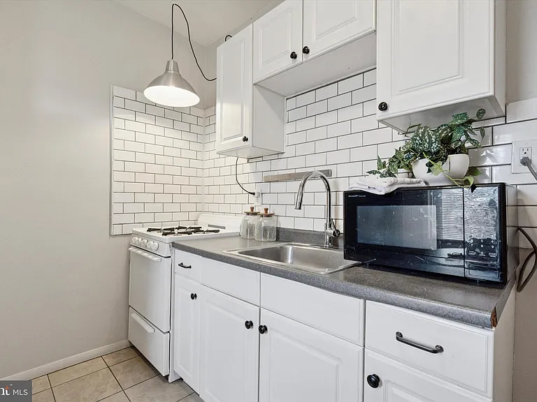 3098 Aramingo Ave #1/2-2 — Photo 11