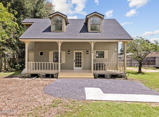 708 Patrick Dr, Broussard, LA 70518