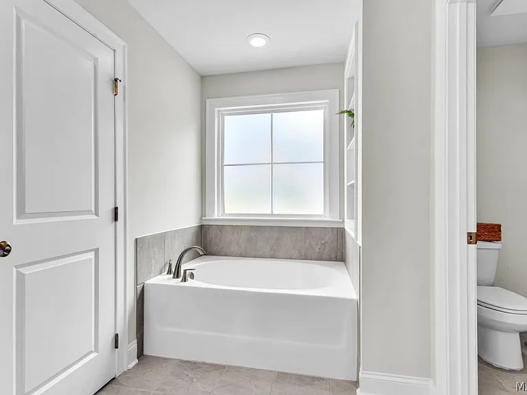 253 Pedric Dr — Photo 17