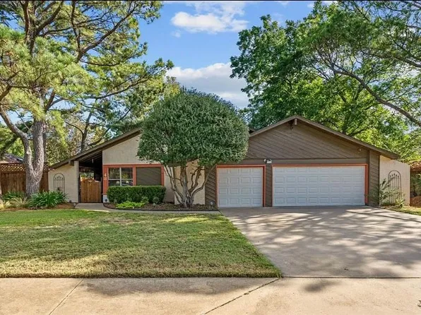 48 Indian Trl, Hickory Creek, TX 75065