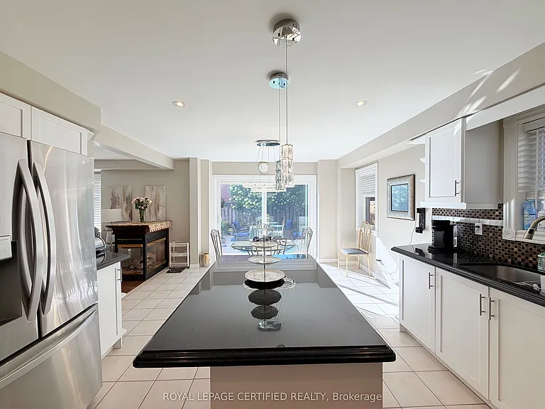 43 Boulding Ave — Photo 15