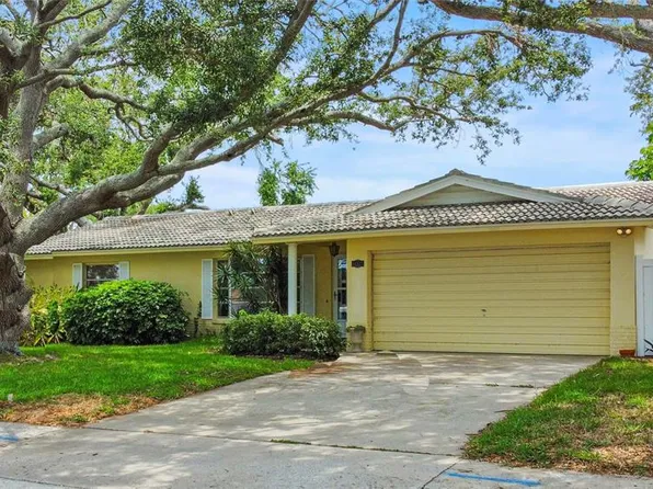 14321 113th Ave, Largo, FL 33774