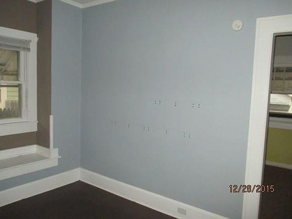 5th image of 3920 Cornelius Ave