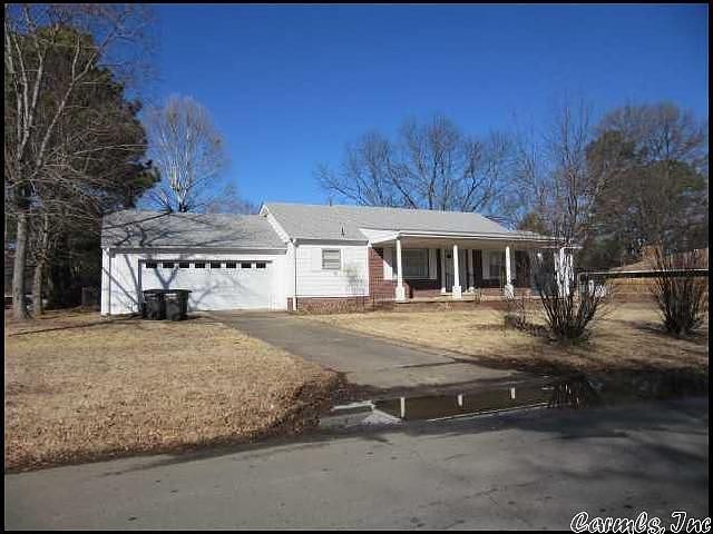 1st image of 612 Braden St