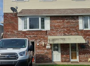 4607 Wingate St, Philadelphia, PA 19136