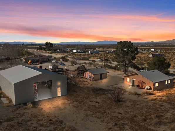 17046 E Avenue T, Llano, CA 93544