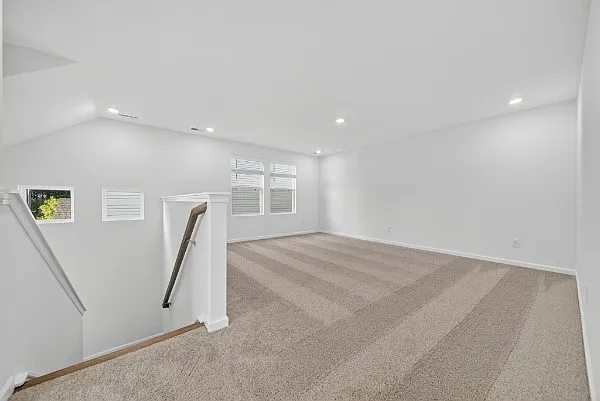 124 Limbury Ct — Photo 18