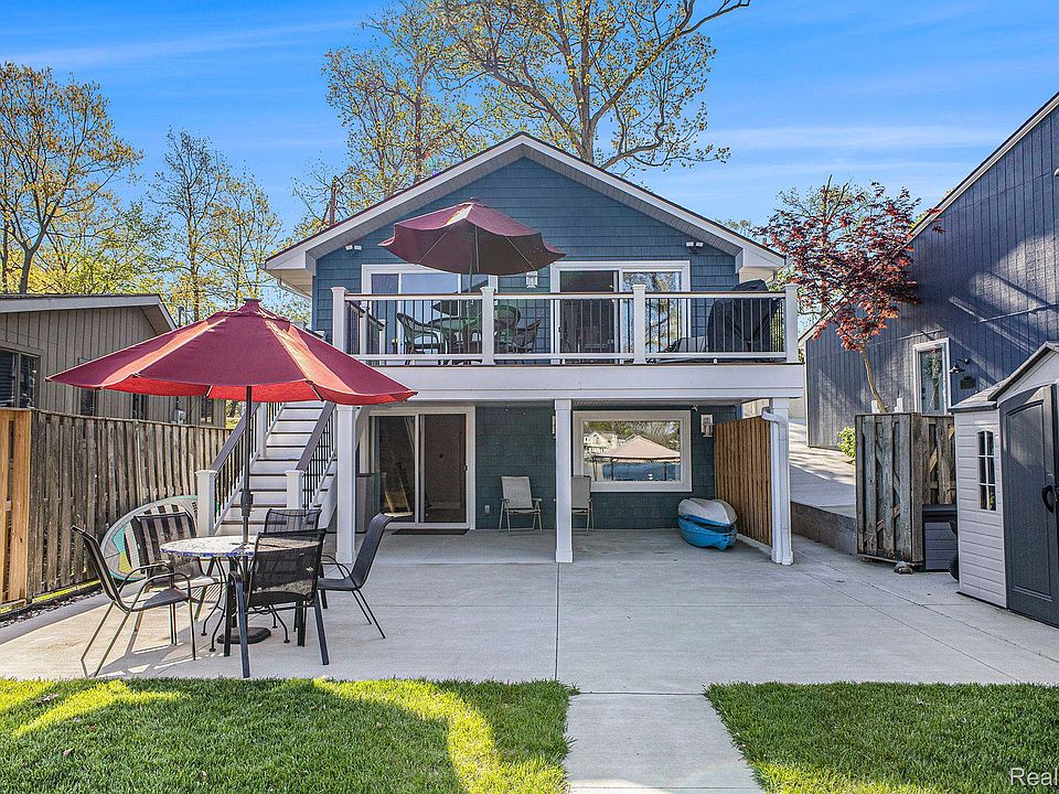 1st image of 16232 Cove Dr