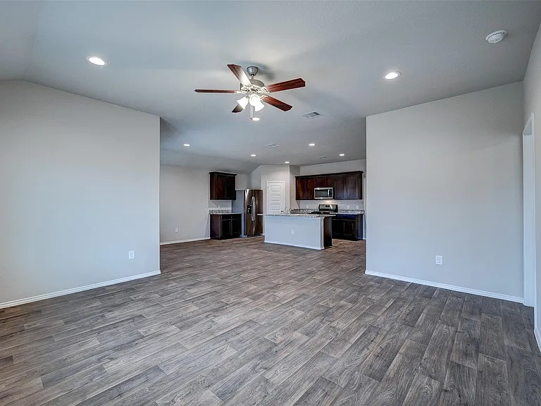 1710 Goose Island Ln — Photo 34