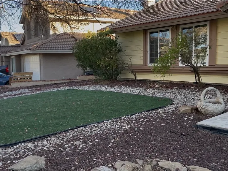 4816 Vitrina Ln — Photo 3