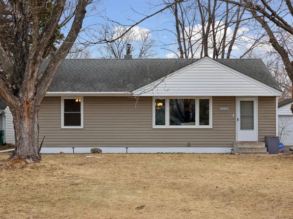 11349 Quinn St NW, Coon Rapids, MN 55433