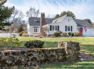 9 Westchester Dr, Westwood, MA 02090