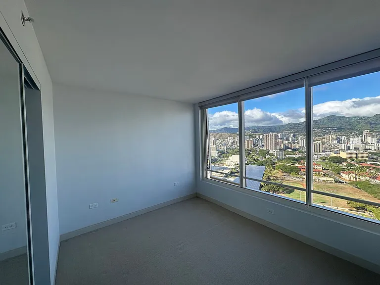 1009 Kapiolani Blvd #3402 — Photo 9