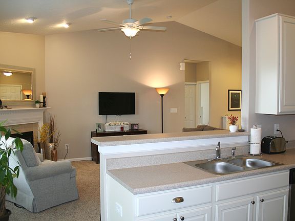 3rd image of 2392 Ashton Ln