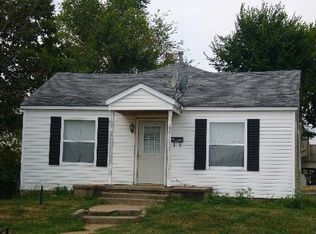 525 Spruce Ave, Cabool, MO 65689