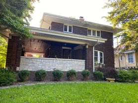 609 S Fess Ave