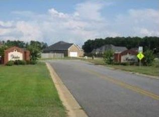 203 Meadowlark Way, Perry, GA 31069