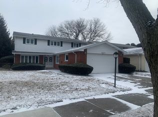 6815 N Waukesha Ave, Chicago, IL