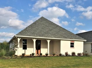 28 Lucille Ln, Starkville, MS 39759