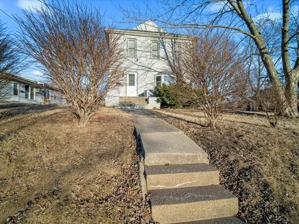 714 S Evans St, Bloomington, IL 61701