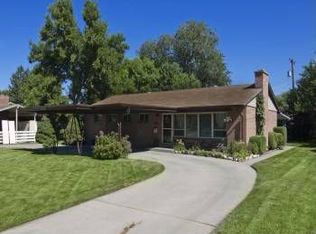 1747 E Meadowmoor Rd, Salt Lake City, UT 84117