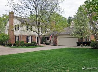 25 E Mallard Ln, Lake Forest, IL 60045