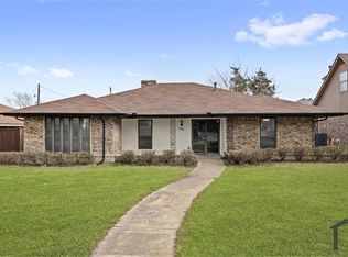716 Robinlynn St, Mesquite, TX 75149
